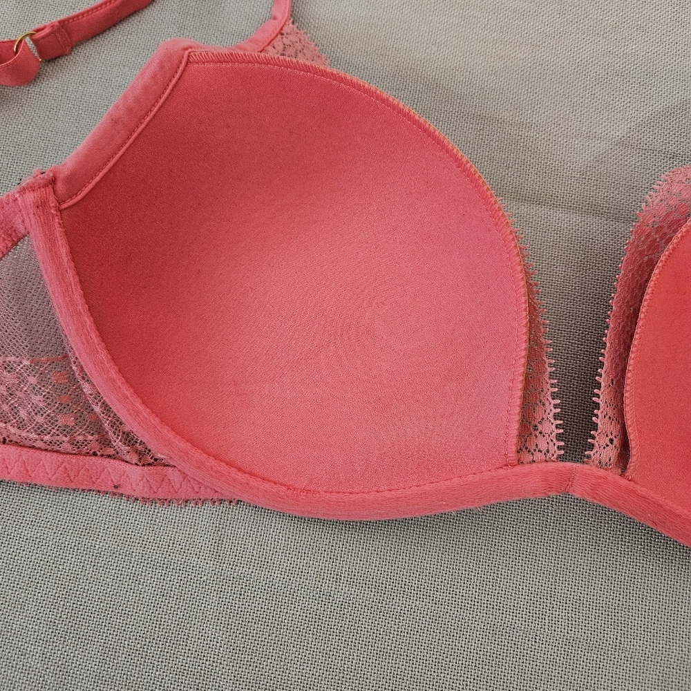 Victoria’s Secret Bra Womens 32DD Bundle Very Sexy & Dream Angels Lace Push-Up - Picture 8 of 14